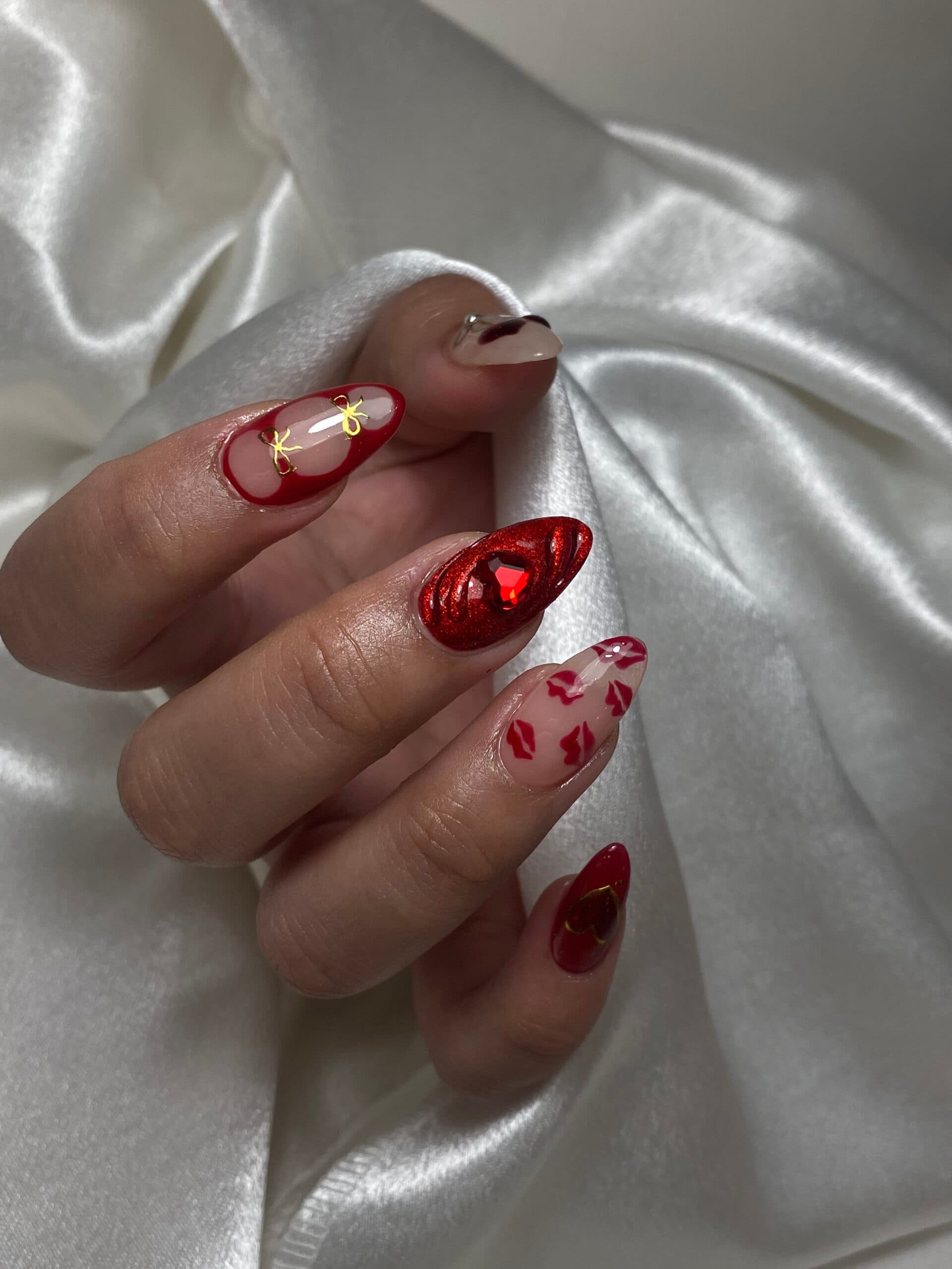 French tip detail